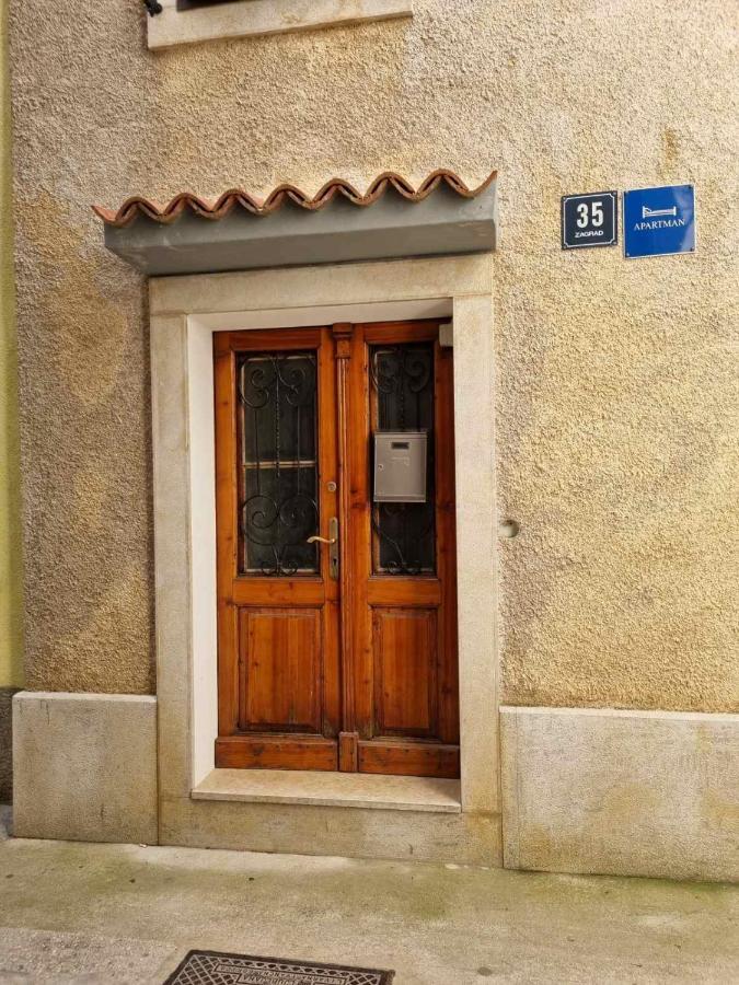 Apartman Ivano Cres Apartment Bagian luar foto