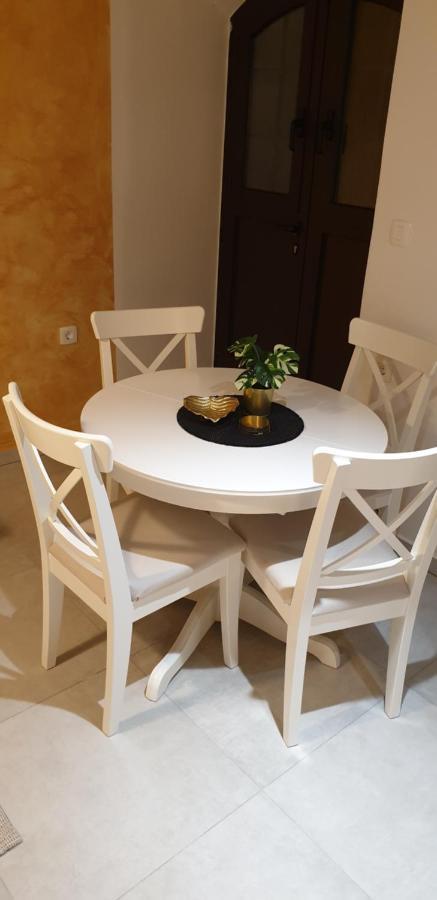 Apartman Ivano Cres Apartment Bagian luar foto